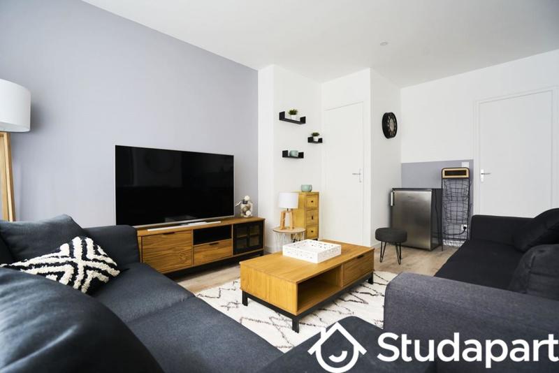 Chambre - 10 m² - 1 pièce