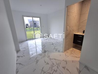 Maison - 121 m² - 6 pièces