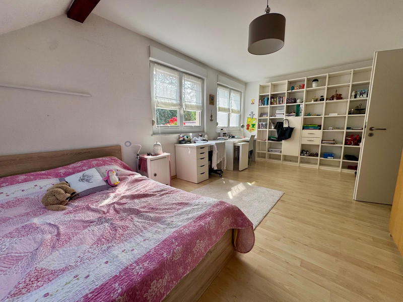 Maison - 238 m² - 7 pièces