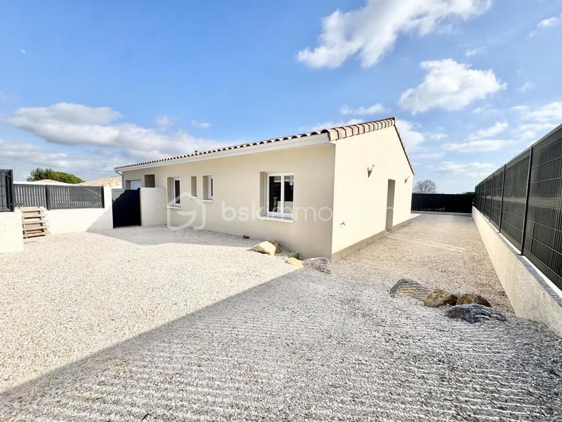 Maison - 98 m² - 3 pièces