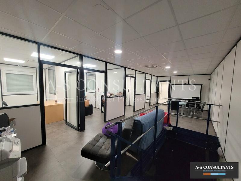 Local commercial - 440 m²