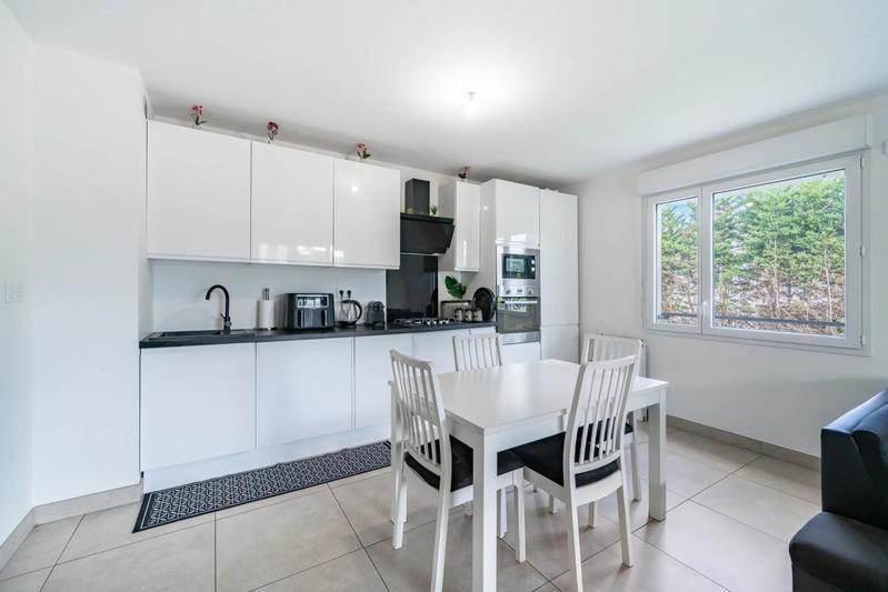 Appartement - 65 m² - 3 pièces