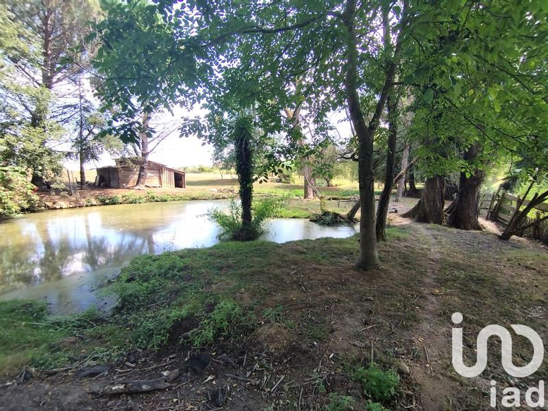 Maison - 235 m² - 8 pièces