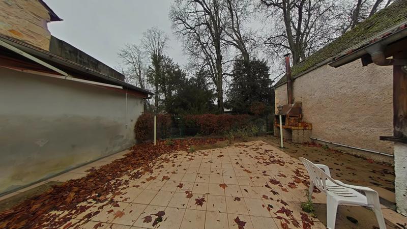 Maison - 217 m² - 8 pièces