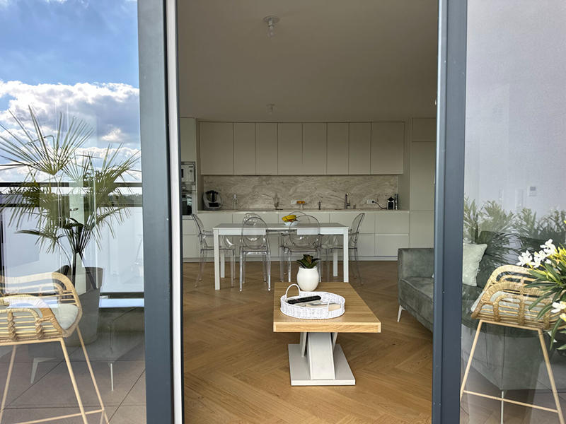 Appartement - 87 m² - 4 pièces