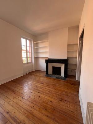 Appartement - 75 m² - 4 pièces