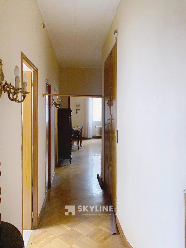 Appartement - 104 m² - 4 pièces