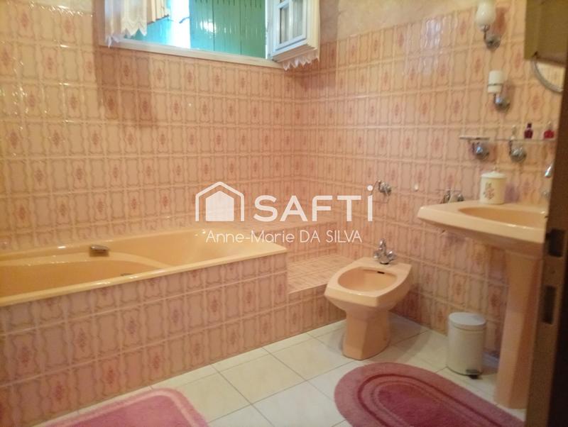 Maison - 175 m² - 6 pièces