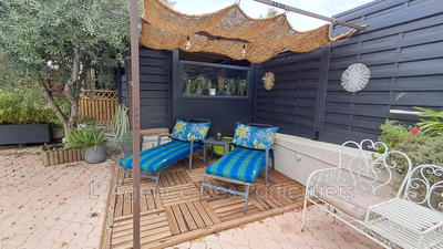 Maison - 223 m² - 8 pièces