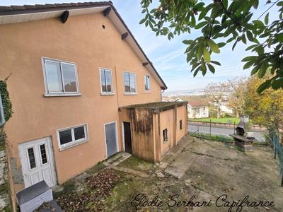 Maison - 130 m² - 7 pièces