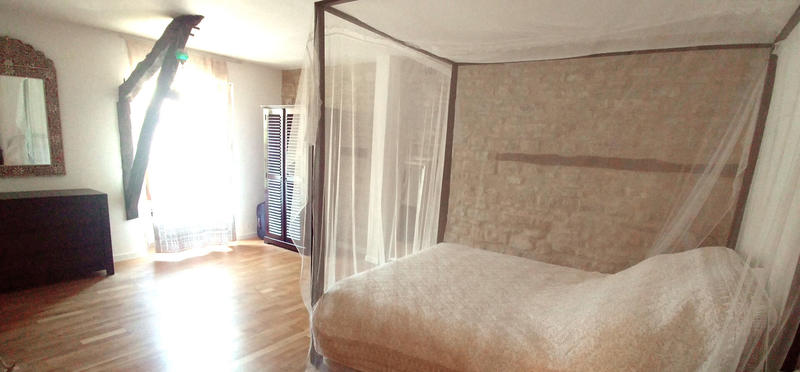 Maison - 185 m² - 5 pièces