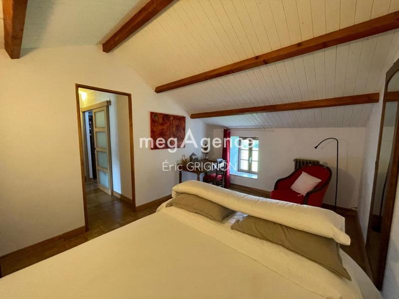 Maison en pierre - 170 m² - 8 pièces