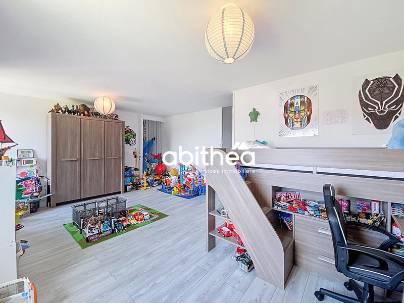 Maison - 125 m² - 4 pièces