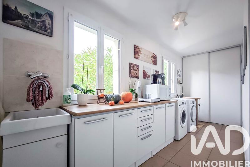 Maison - 358 m² - 8 pièces