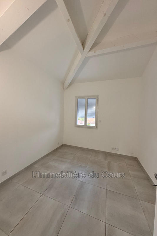 Villa - 90 m² - 4 pièces