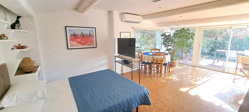 Propriété - 270 m² - 12 pièces