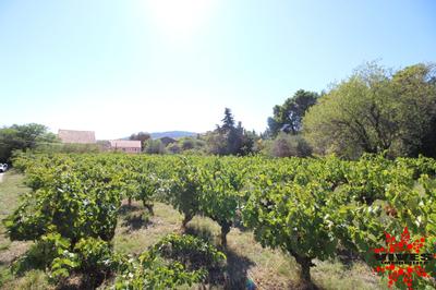 Terrain constructible - 2 122 m²