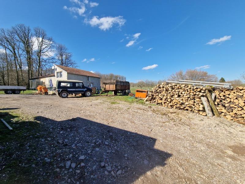 Propriété - 140 m² - 5 pièces