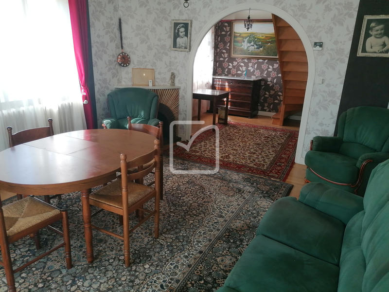 Maison - 110 m² - 5 pièces