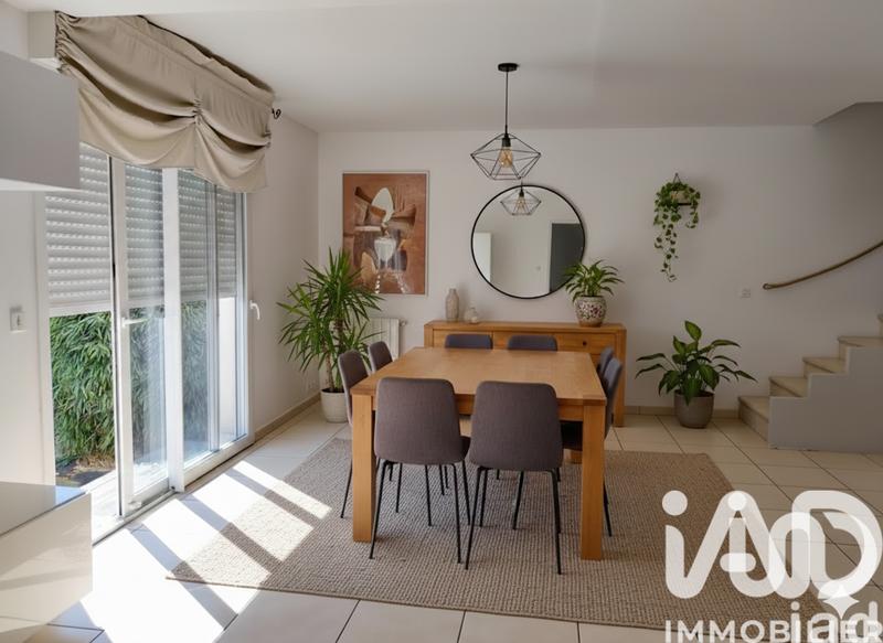 Maison - 95 m² - 6 pièces