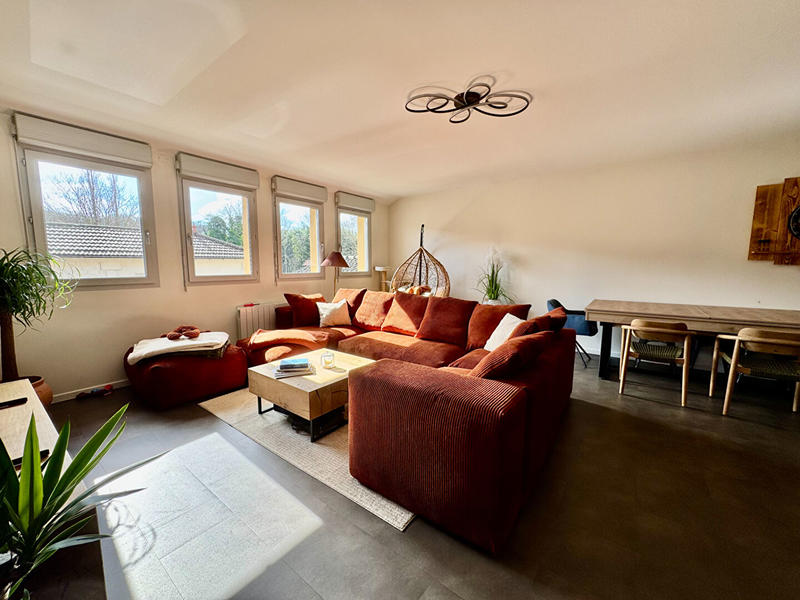 Appartement - 93 m² - 3 pièces