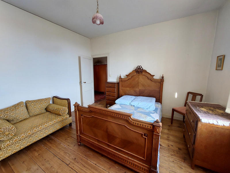 Maison - 184 m² - 6 pièces