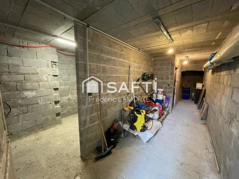 Maison - 182 m² - 7 pièces