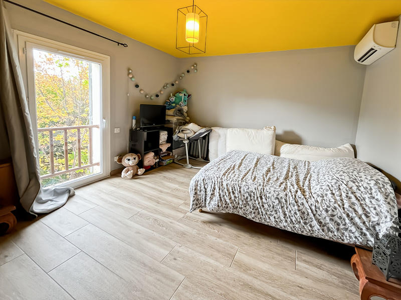 Maison - 152 m² - 6 pièces