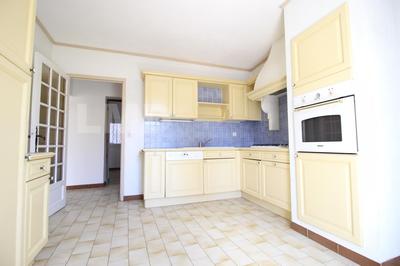 Maison - 110 m² - 6 pièces