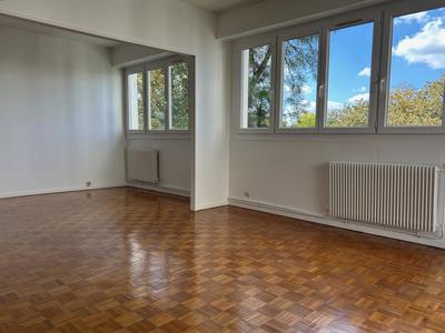 Appartement - 80 m² - 3 pièces
