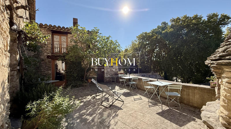 Maison - 140 m² - 5 pièces