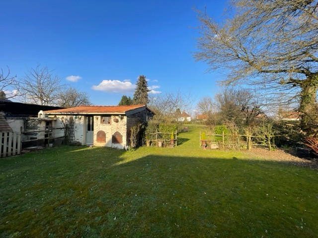 Maison - 170 m² - 9 pièces