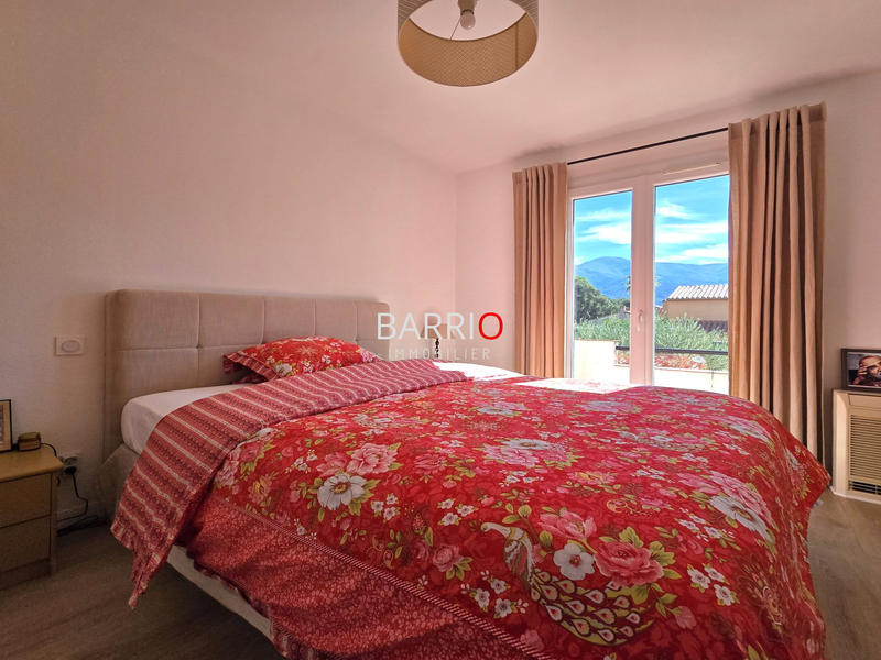 Villa - 134 m² - 4 pièces