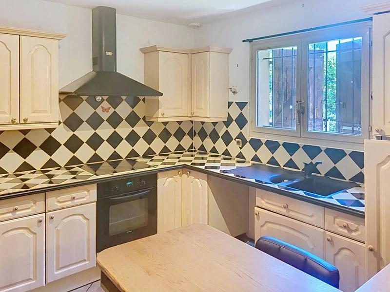 Maison - 104 m² - 5 pièces