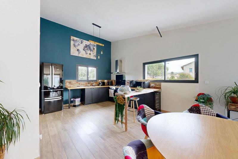 Maison - 140 m² - 6 pièces