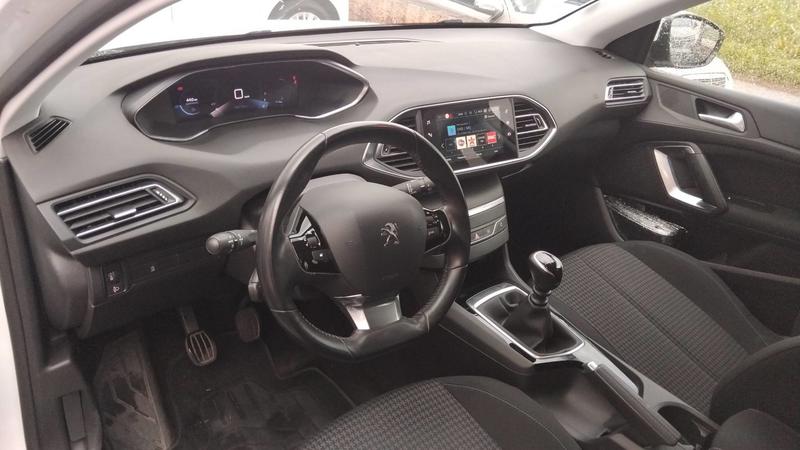 Peugeot 308 II 1.2 PureTech 110 Style - Première main