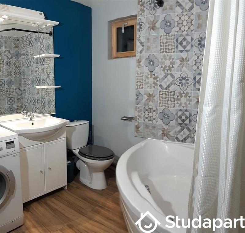 Chambre - 11 m² - 1 pièce