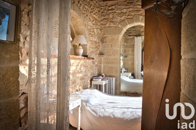 Maison - 263 m² - 10 pièces