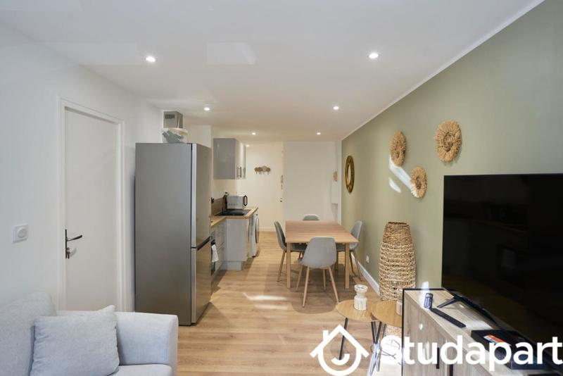 Chambre - 13 m² - 1 pièce