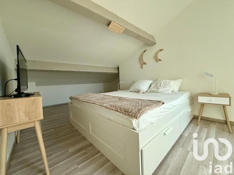 Maison - 240 m² - 9 pièces