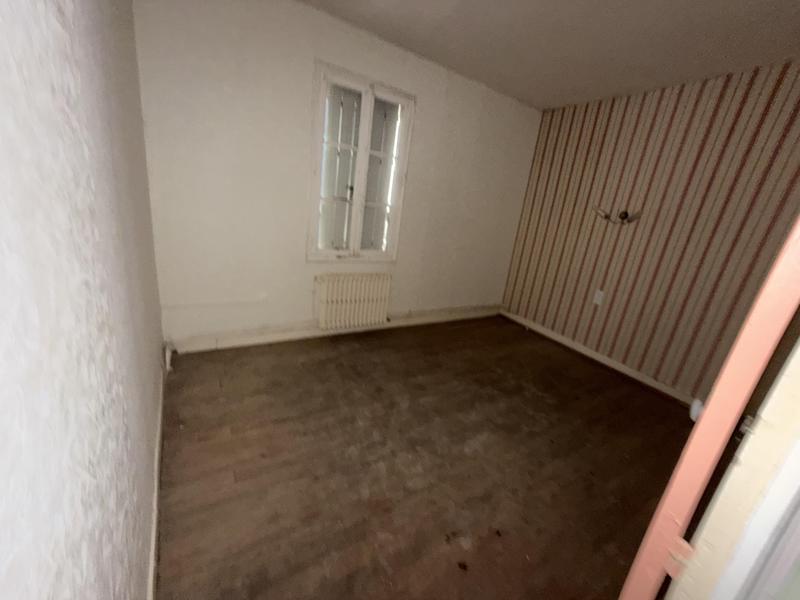 Maison - 196 m² - 10 pièces