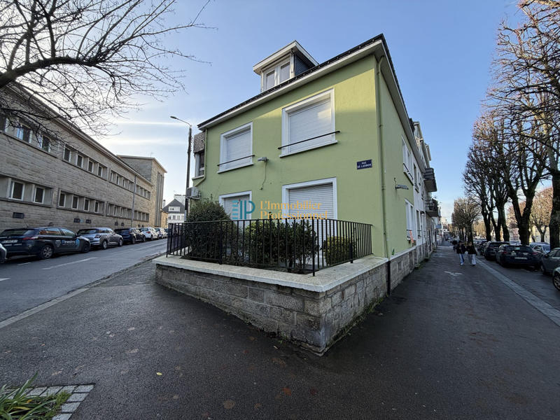 Bureau - 248 m² - 15 pièces