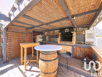 Maison - 240 m² - 5 pièces