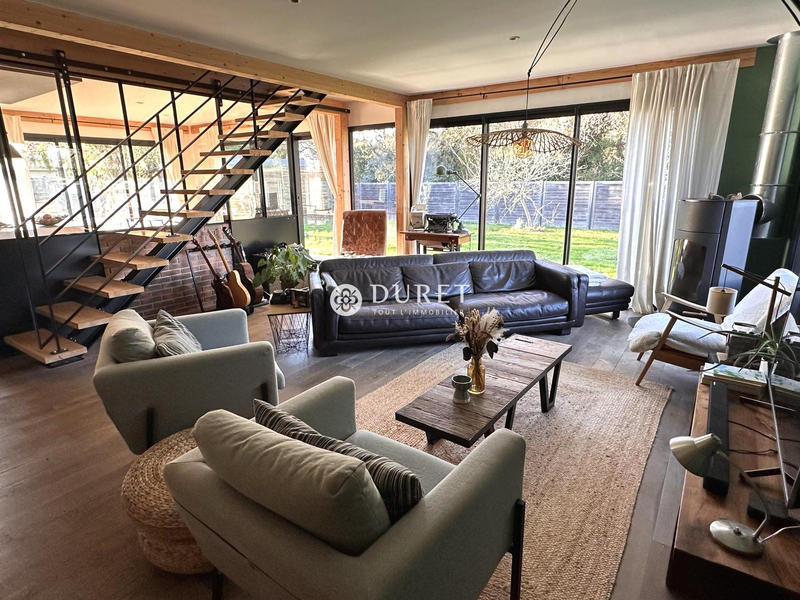 Maison contemporaine - 204 m² - 7 pièces