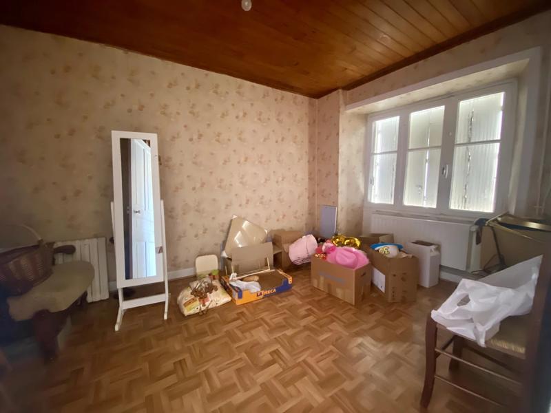 Maison - 123 m² - 10 pièces