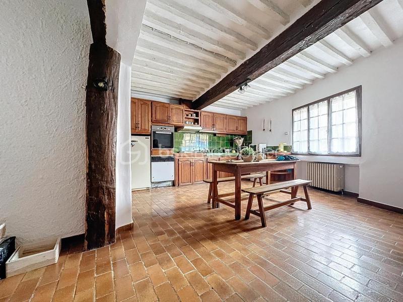 Maison en pierre - 256 m² - 9 pièces