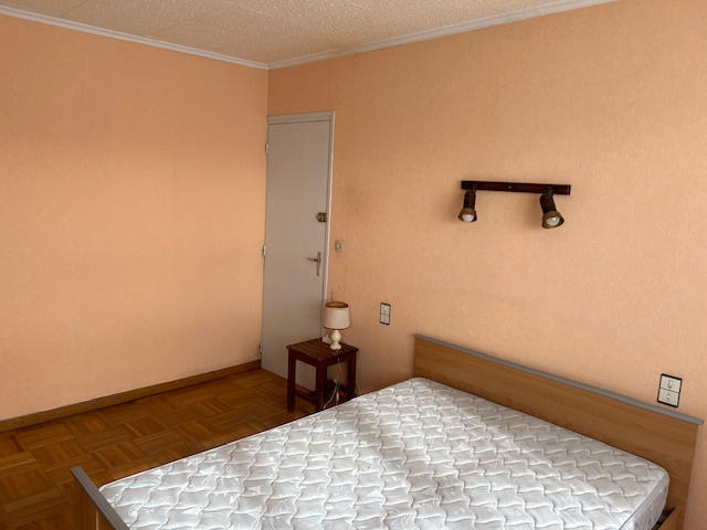 Maison - 93 m² - 7 pièces