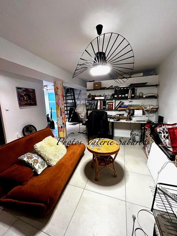 Maison - 210 m² - 6 pièces