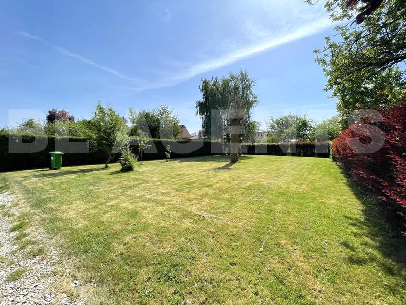 Loft - 96 m² - 5 pièces