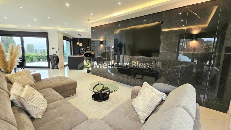 Maison d'architecte - 110 m² - 4 pièces